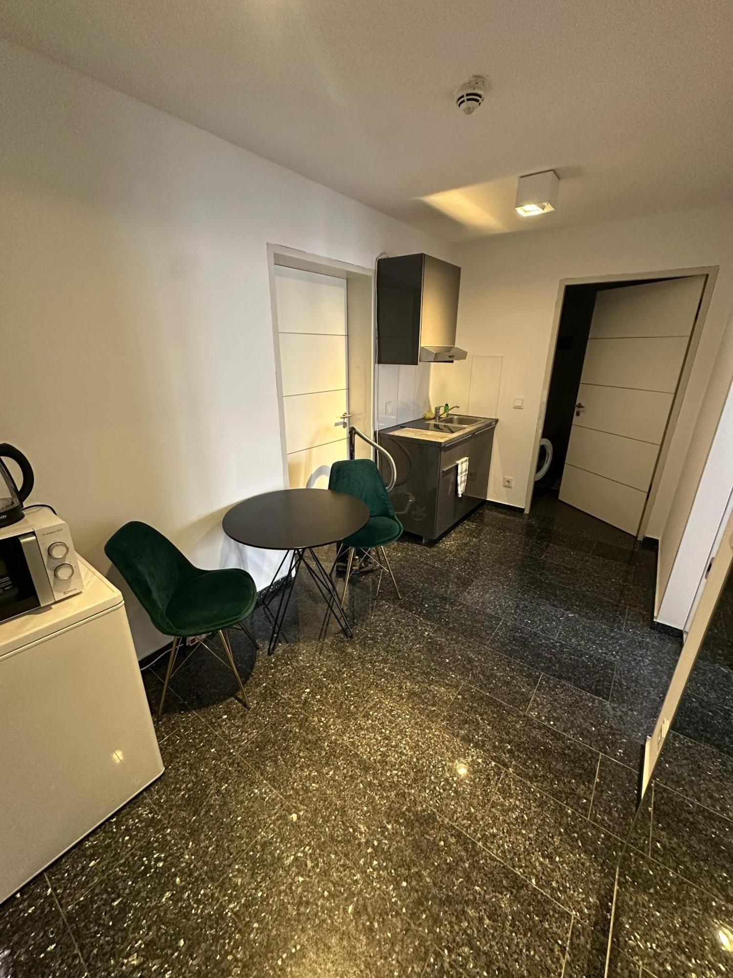 Al Nafurah Apartments Monachium Zewnętrze zdjęcie