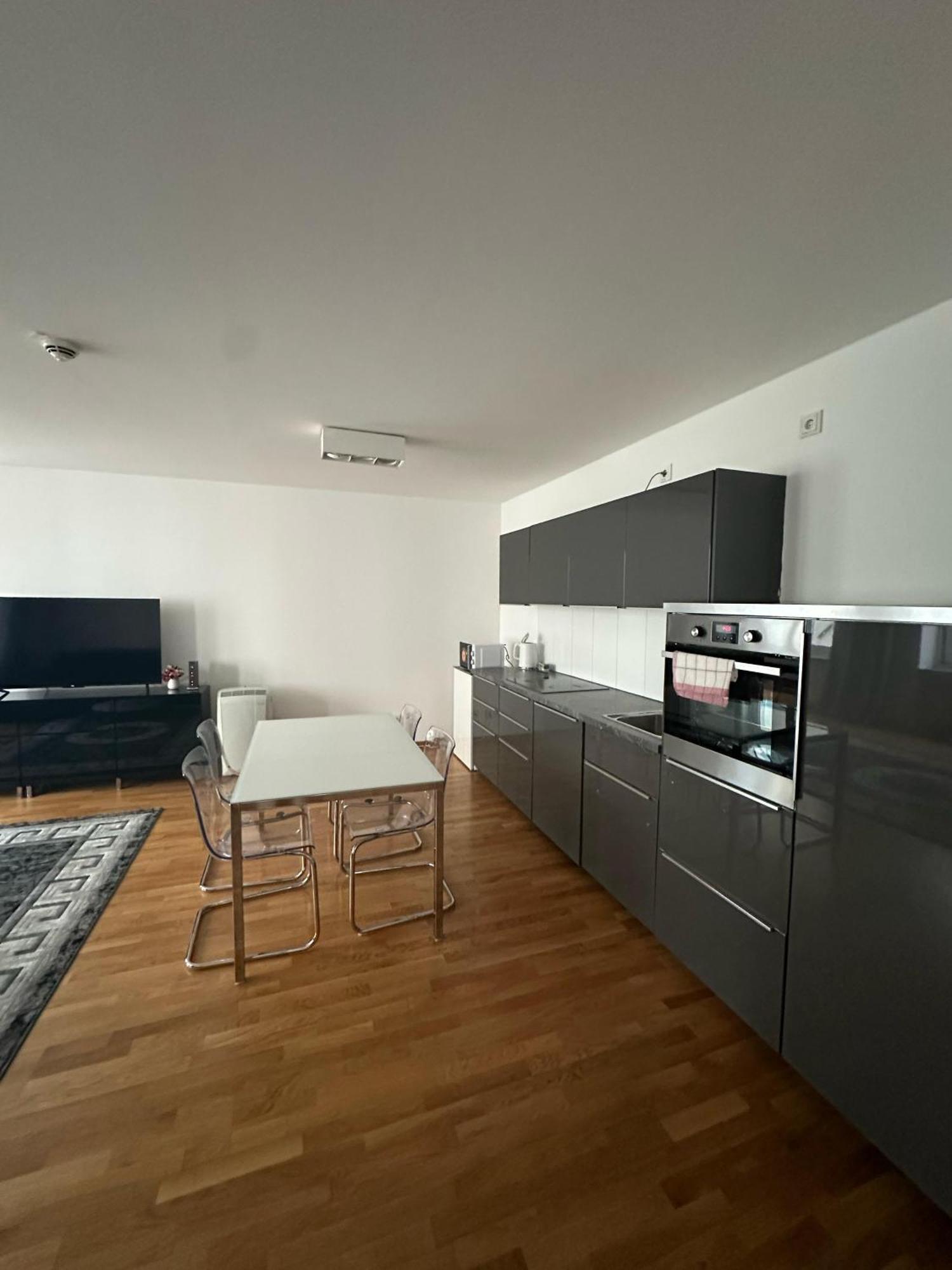 Al Nafurah Apartments Monachium Zewnętrze zdjęcie